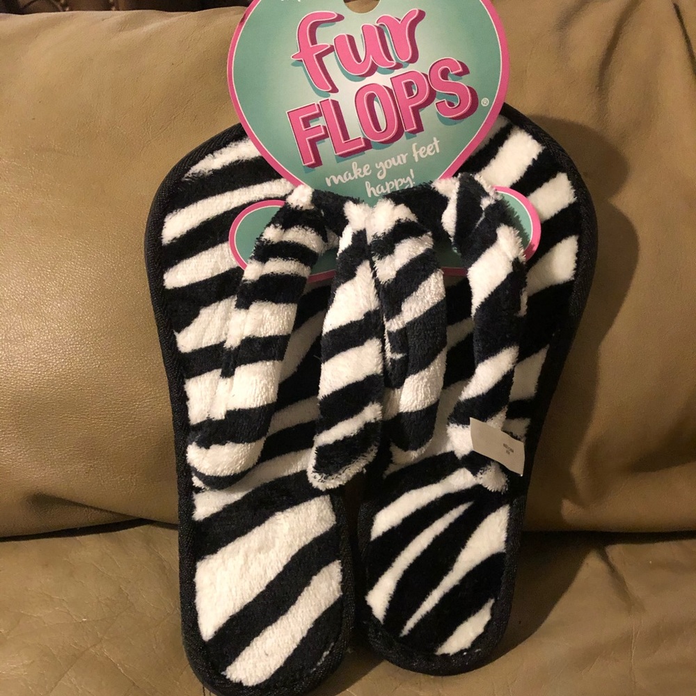 Zebra fur flops